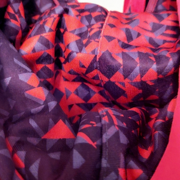 Under Armour hoodie sweatshirt Small pink with logo on chest - Picture 5 of 5